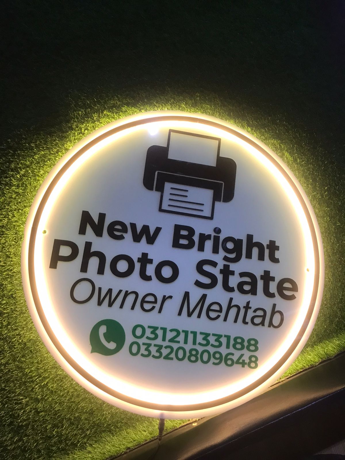 BRIGHT Business Logo