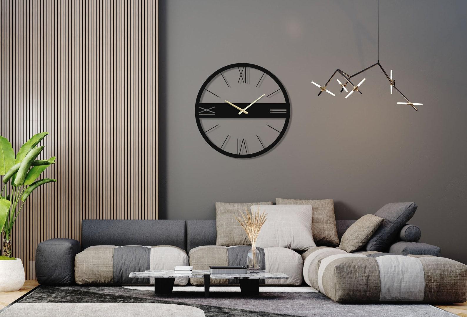 Roman Wall Clock img1